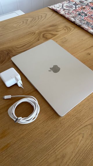 MacBook Air M4 13” (2025) 16GB/256GB