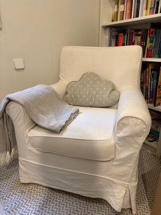 Poltrona Ikea Bianca Ritiro Madrid Centro