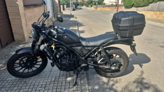 Moto Honda CL 500 Negra