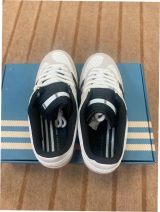 Adidas Gazelle Indoor Bad Bunny Talla 40