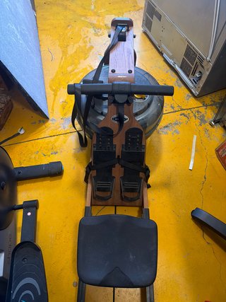 Máquina de Remo para Gimnasio