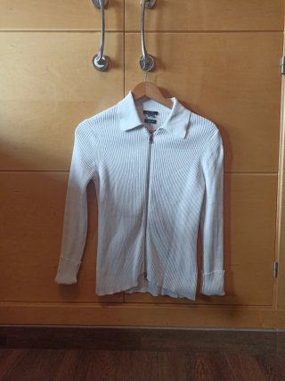 Chaqueta de punto blanca Massimo Dutti