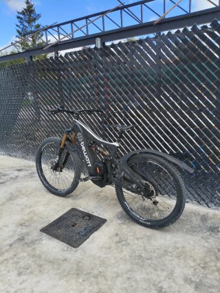 Bicicleta Eléctrica de Montaña Bewatt