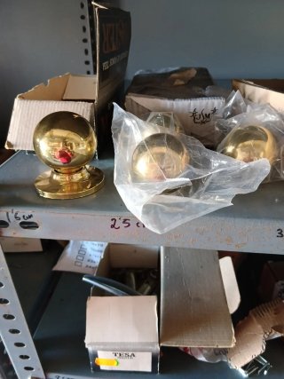 Set de 4 Pomos Dorados para Puerta