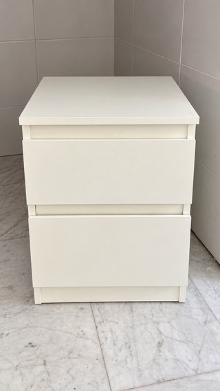 Mesita de Noche Blanca/Auxiliar con Dos Cajones