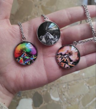 Llaveros Artesanales Inspirados en ACOTAR