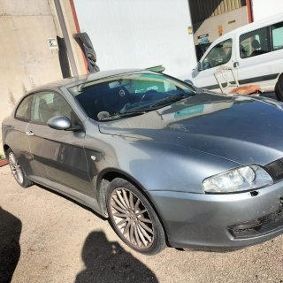 Alfa Romeo GT 2004