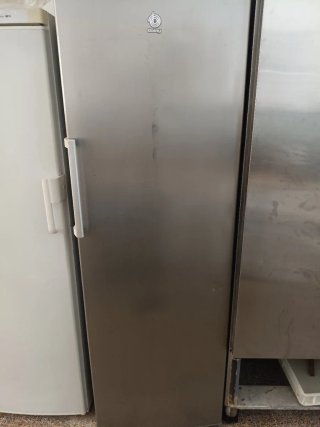 Congelador Vertical Balay Acero Inoxidable