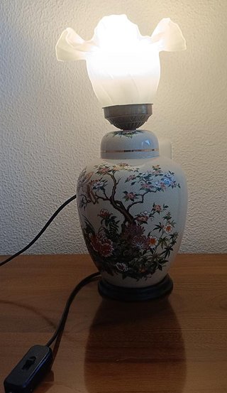 Lámpara de mesa cerámica floral