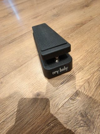 Pedal Wah-Wah Dunlop Cry Baby GCB-95
