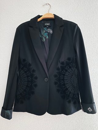 Americana Desigual Negra Talla M
