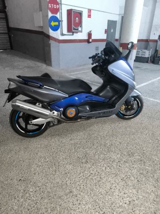 Yamaha tmax 500