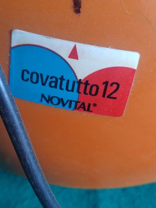 Incubadora Novital Covatutto 12 huevos, poco usada