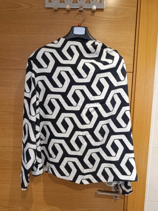 Camisa Estampada Geométrica