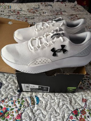 Zapatillas Under Armour Charged Surge 4