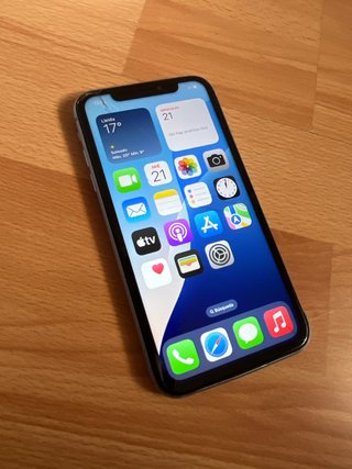 iPhone XR 128GB  BATTERIA 100% NEGOZIABILE