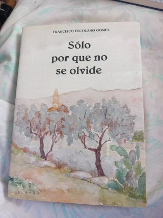 LIBRO SOLO POR QUE NO SE OLVIDE