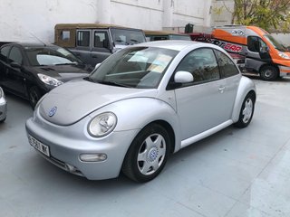 Volkswagen Beetle 2000 etiqueta C