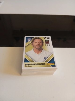 Pack 90 Cromos basicos DIFERENTES LIGA ESTE 26-27
