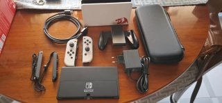 Nintendo Switch OLED + EA Sports FC 25