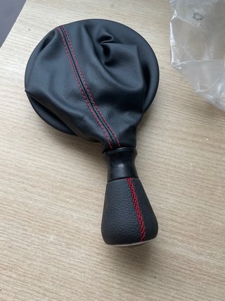 Funda y Pomo de Cambio de Marchas