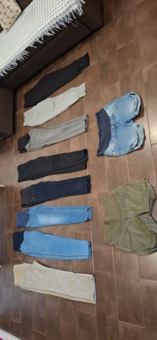 Lote de 10 pantalones premamá