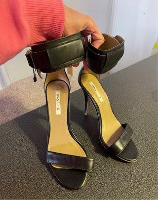 Sandalias de tacón Mango negras Talla 36