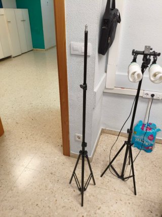 Set de 2 Trípodes para Iluminación