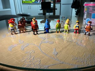 Figuras Playmobil Disney Kinder (28 unidades)