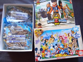 Lote 2 Puzzles: Disney 100 y Invizimals 200