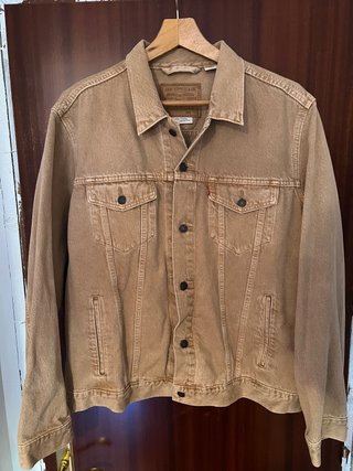 Cazadora vaquera Levi's beige