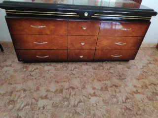 Set di cassettiera con specchio e 2 comodini