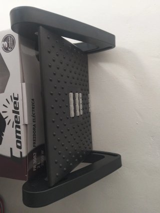 Reposapiés ergonómico negro