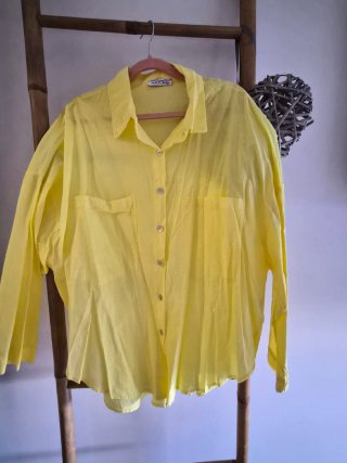 Camisa Amarilla