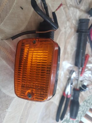 Intermitente original Suzuki GSX o similar