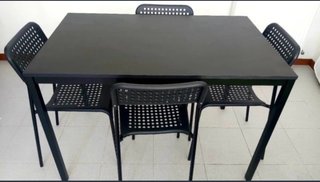 Conjunto Mesa y 2 Sillas IKEA