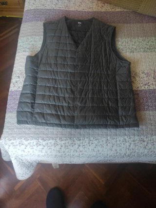 Chaleco Uniqlo gris Talla XL