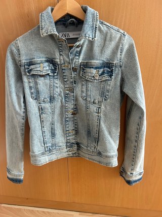 Cazadora vaquera Zara azul