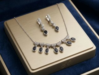 Conjunto de Joyas de Plata y Piedras Negras