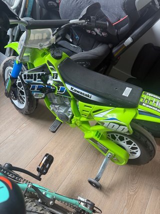 Moto eléctrica infantil Kawasaki
