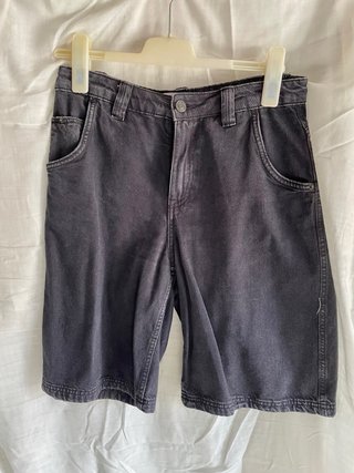 Bermudas vaqueras negras anchas