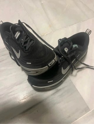 Zapatillas Nike Vomero Plus Negras Talla 42,5