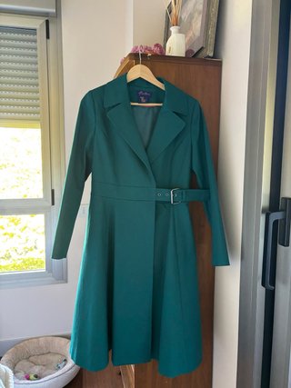 Gabardina Verde Heroines