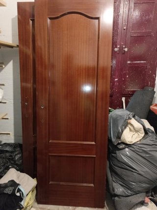 Puertas de paso en madera de sapeli con bastidor