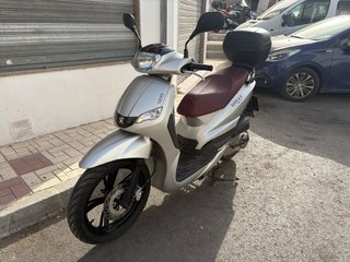 Scooter Peugeot Tweet 125