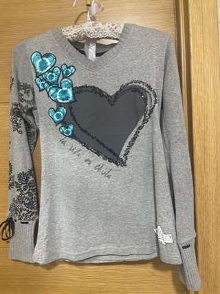 Jersey Desigual Gris con Corazones