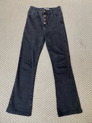 Pantalón vaquero negro Zara