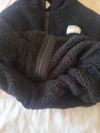 Chaqueta de borrego negra para niño talla 11.12