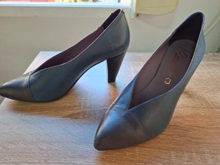 Zapatos de salón de piel