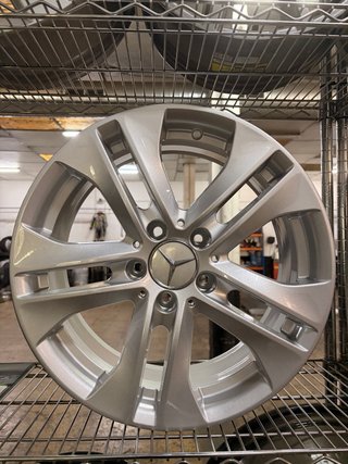 Llanta Original Mercedes 17 Pulgadas